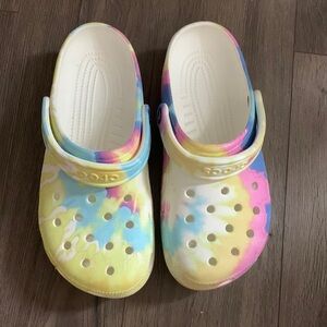 Women’s tie dyed crocs